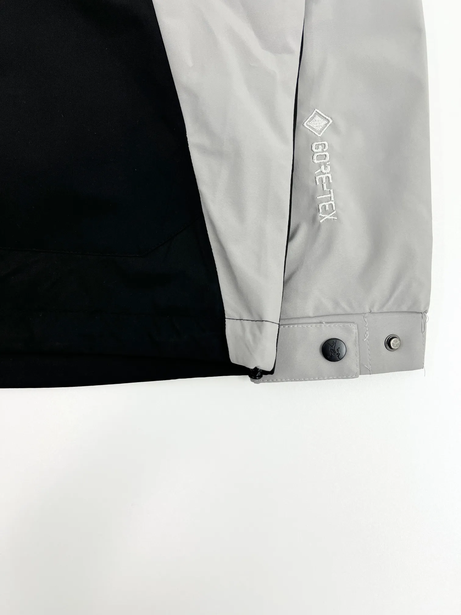 Same Style， ， 2026 New Arrival ，Original Premium Breathable ， ， ， Quality。 ， Sizes：M～3XL，